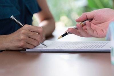 How to Write a Winning Letter of Intent for Commercial Real Estate: Step-by-Step Guide